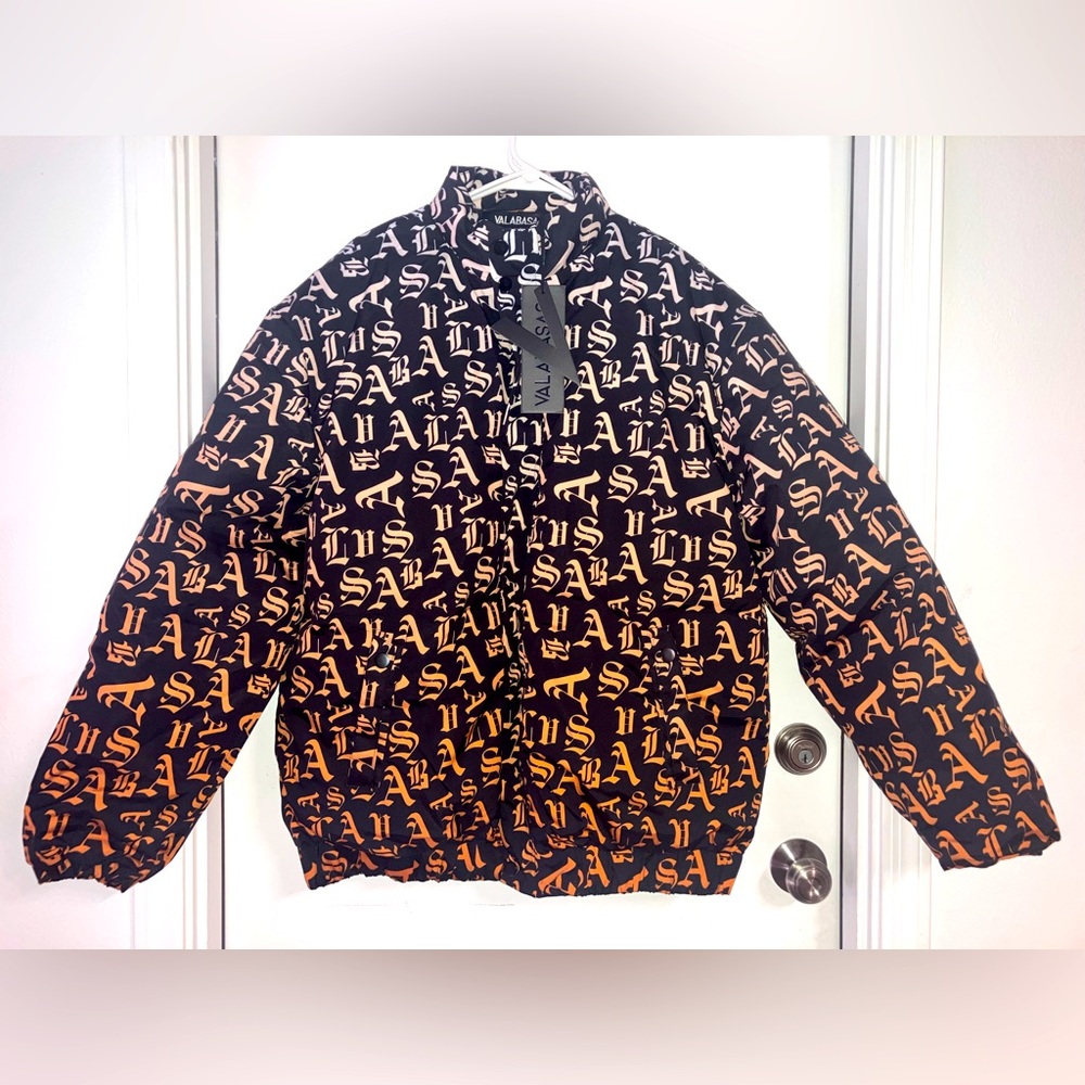 NWT Valabasas All Over Print Gradient Puffer Fill Jacket with Turtleneck